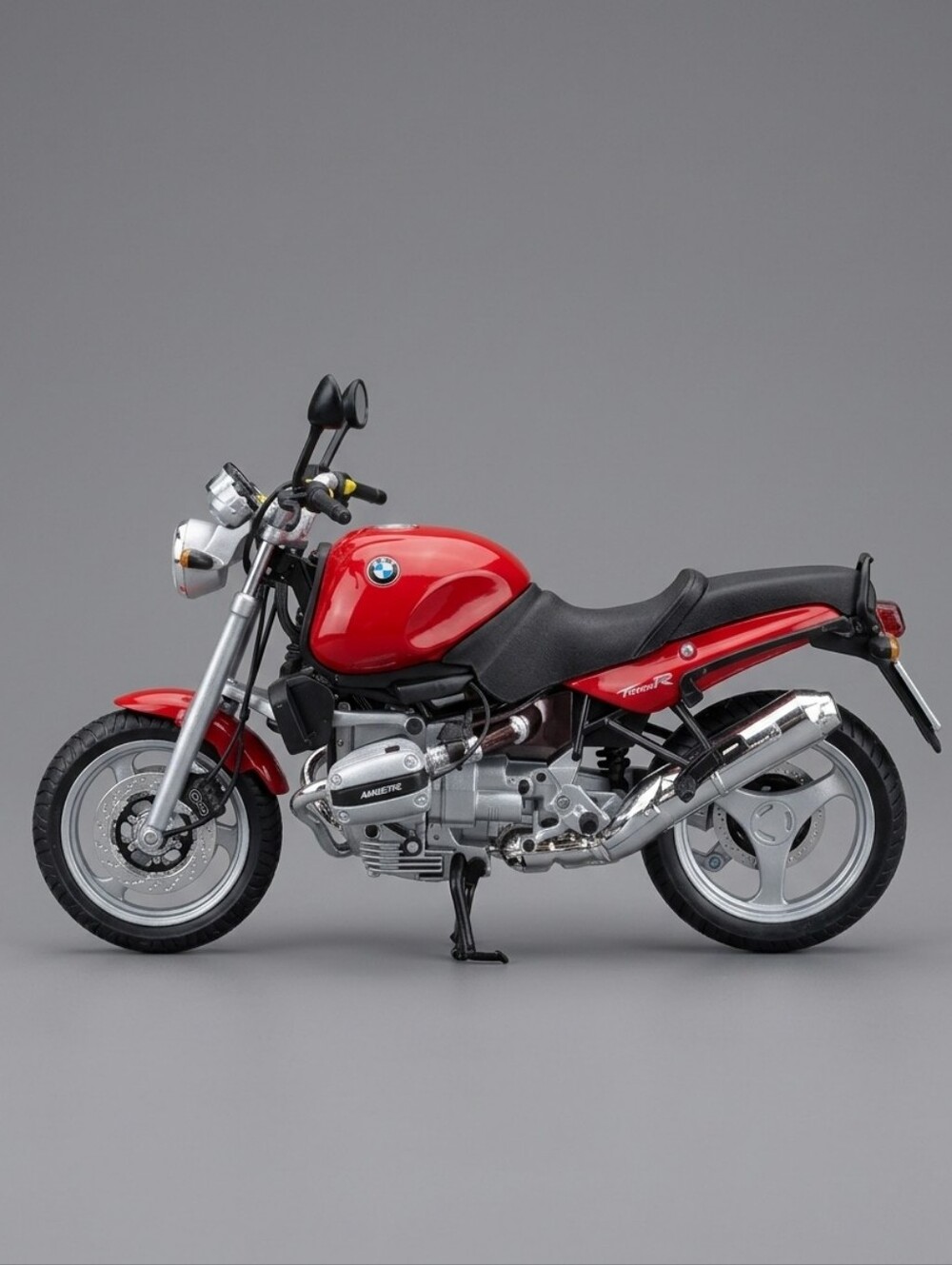 BMW R110R Red Die-Cast Motorcycle Model with Black Seat 9"